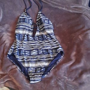 Women's Ambrielle One Piece Swimsuit sz L
